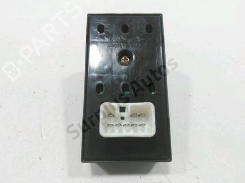 Left front window switch HYUNDAI GETZ (TB) 1.1 | BP30999241I27 - Image 2