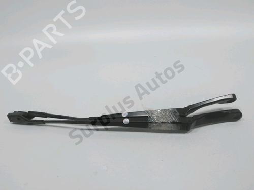 Used Front windshield wiper arm OPEL ASTRA J (P10) 1.4 Turbo (68) (140 hp) 31007950