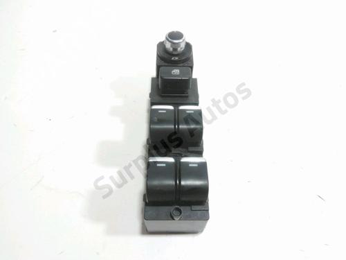 BP32488602I27 main image