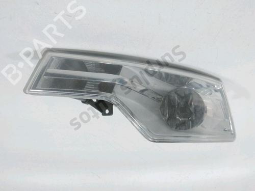right-front-fog-light-citroen-c5-iii-break-rw_-2008-2009-2010-2011-2012-2013-2014-2015-2016-2017-38009633 main image