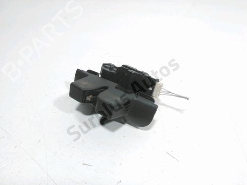 Bagklap lås Bagklap lås RENAULT LAGUNA III Grandtour (KT0/1) 2.0 dCi (KT01, KT08, KT09, KT0K, KT12, KT1D, KT1W) (150 hp) 34617134 34617134
