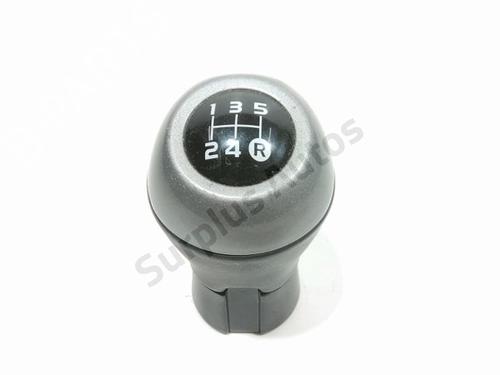shift-knob-toyota-aygo-_b4_-2014-38980381 main image