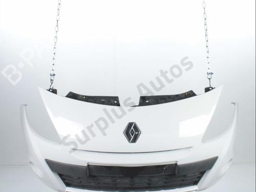 Used Front bumper RENAULT CLIO III (BR0/1, CR0/1) 1.5 dCi (75 hp) 31868191