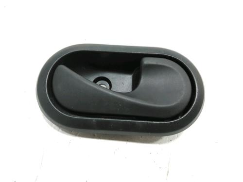 Used Front right interior door handle DACIA SANDERO 1.4 MPI LPG (72 hp) 30996104