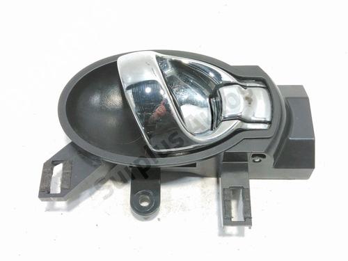 Used Rear right interior door handle Rear right interior door handle 39089298 39089298