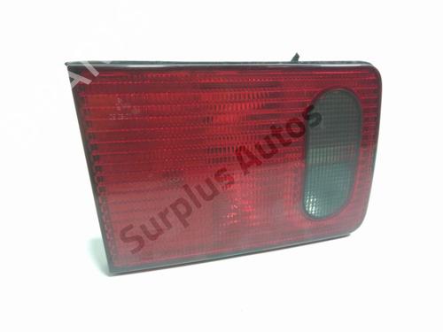 left-tailgate-light-audi-a8-d2-4d2-4d8-1994-1995-1996-1997-1998-1999-2000-2001-2002-2003-2004-2005-32655519 main image