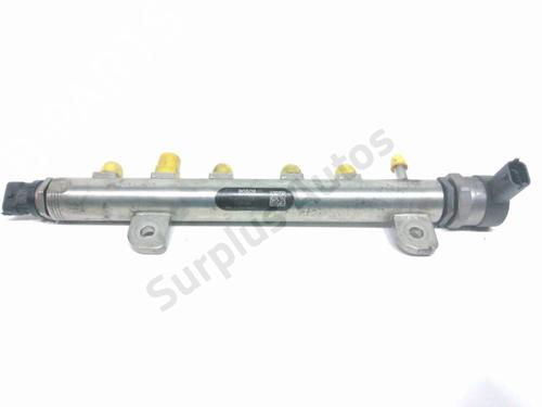 Used Injection rail Injection rail 31080176 31080176