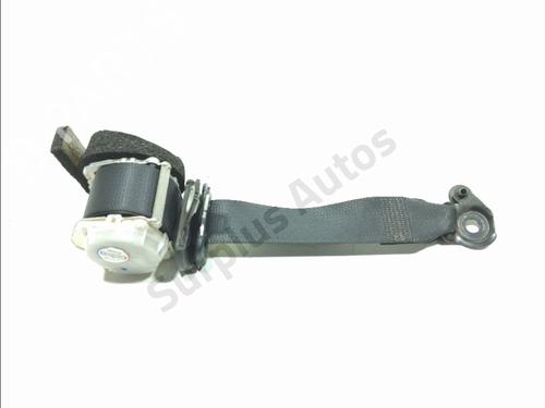 Used Rear left seatbelt Rear left seatbelt TOYOTA YARIS (_P13_) 1.4 D (NLP130_, NLP130) (90 hp) 34616535 34616535