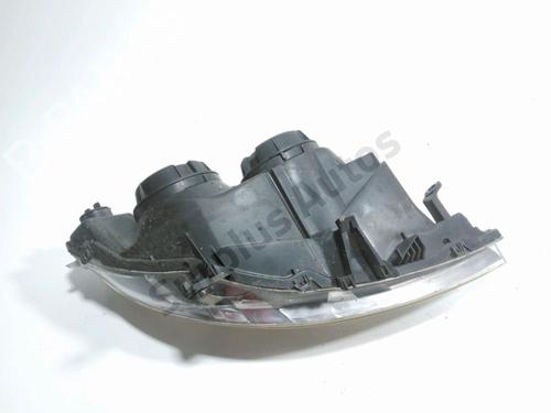 Left headlight PEUGEOT 307 (3A/C) 2.0 HDi 90 | BP31163290C28