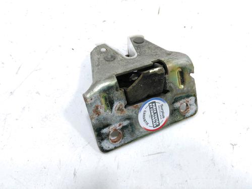 Used Tailgate lock PEUGEOT 205 II (20A/C) 1.7 Diesel (60 hp) 31001656