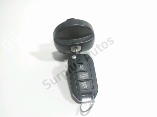 tampao-do-deposito-combustivel-citroen-c4-cactus-2014-28219861 main image