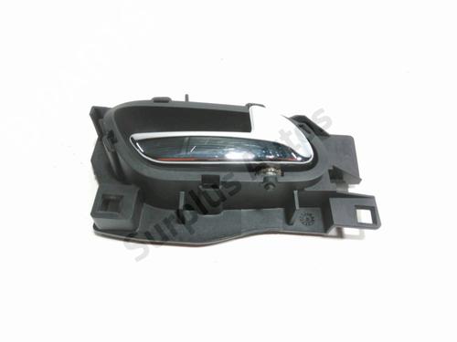 Used Front right interior door handle Front right interior door handle 30584764 30584764