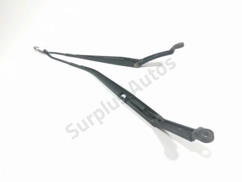 Used Front windshield wiper arm HYUNDAI TUCSON (JM) 2.0 CRDi All-wheel Drive (140 hp) 28487250