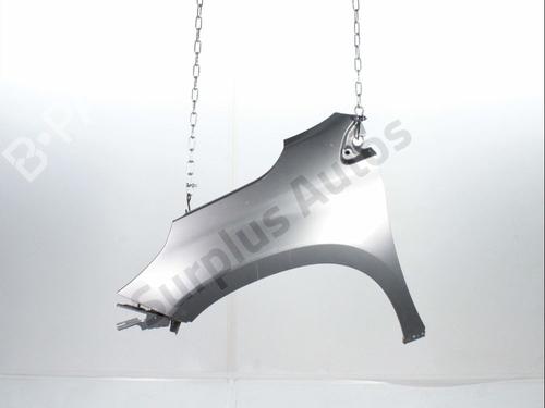 Used Left front fenders Left front fenders 38165451 38165451