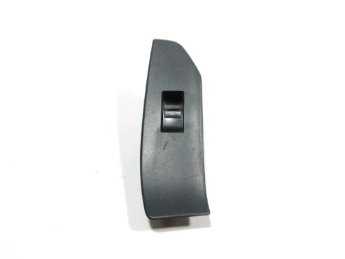 Used Right front window switch Right front window switch TOYOTA VERSO (_R2_) 2.0 D-4D (AUR20_, AUR20R) (126 hp) 37772931 37772931