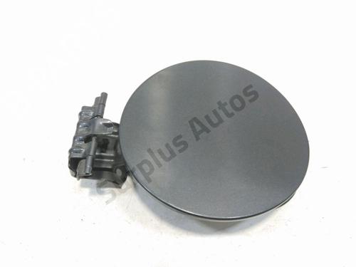 fuel-flap-toyota-yaris-_p13_-2010-2011-2012-2013-2014-2015-2016-2017-2018-2019-2020-39088357 main image