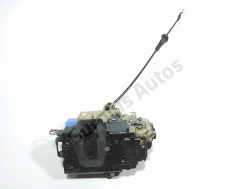 Høyre foran lås VW POLO IV (9N_, 9A_) 1.4 TDI (70 hp) 30918873