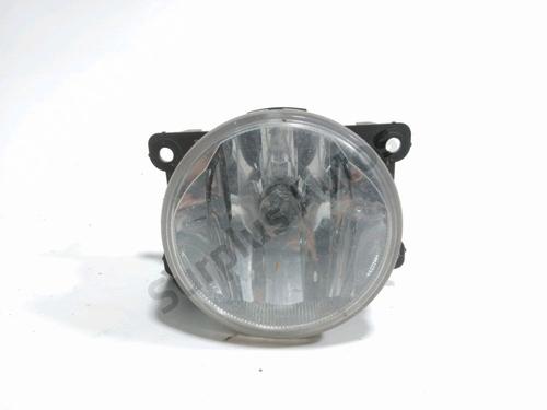 right-front-fog-light-peugeot-2008-i-cu_-2013-37066106 main image