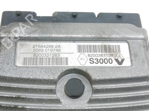 Engine control unit (ECU) RENAULT GRAND SCÉNIC II (JM0/1_) 1.6 | BP30984484M57