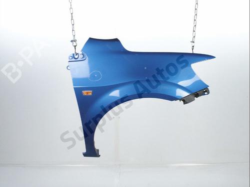 Used Right front fenders Right front fenders CHEVROLET AVEO Hatchback (T300) 1.4 (101 hp) 35773641 35773641