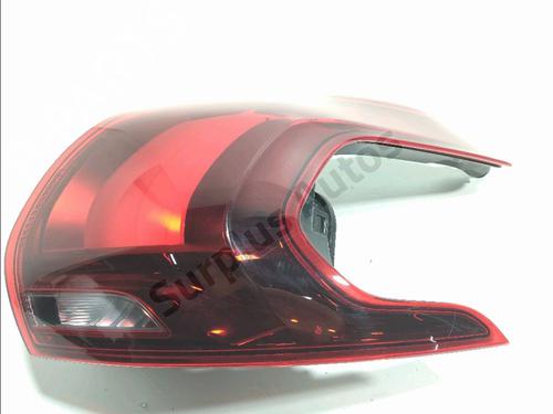 Høyre baklys PEUGEOT 2008 I (CU_) 1.2 VTi (82 hp) 32379722