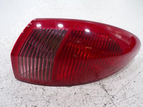Højre baglygte ALFA ROMEO 147 (937_) 1.9 JTD (937.AXF1A, 937.BXF1A) (101 hp) 31006047