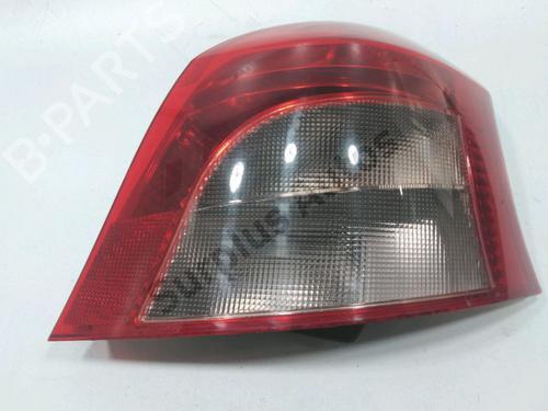 Used Right taillight Right taillight TOYOTA YARIS (_P9_) 1.3 VVT-i (SCP90_, SCP90R) (87 hp) 34416821 34416821