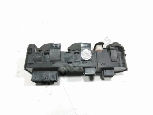 Left front window switch PEUGEOT 308 I (4A_, 4C_) 1.6 16V | BP36000313I27 - Image 2