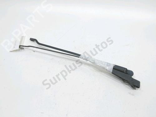 Used Front windshield wiper arm OPEL CORSA B (S93) 1.7 D (F08, F68, M68) (60 hp) 31007905