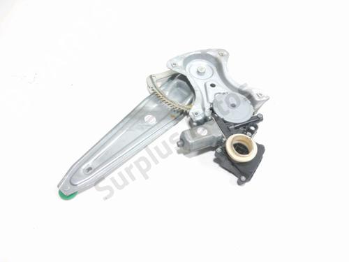 Elevalunas trasero izquierdo TOYOTA AURIS (_E15_) 1.4 D-4D (NDE150_, NDE150R) (90 hp) 31822534