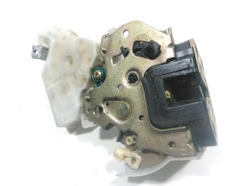 Used Rear left lock NISSAN X-TRAIL I (T30) 2.2 dCi 4x4 (136 hp) 28254959