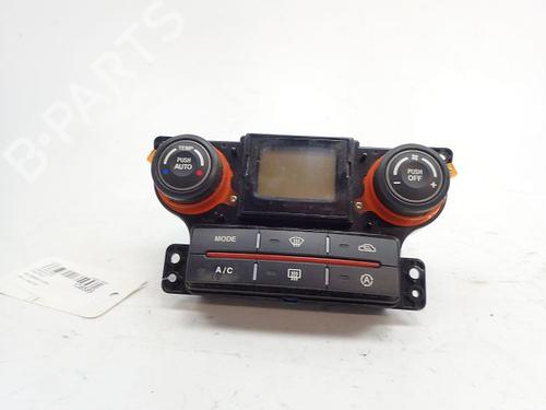 Climate control KIA CARENS III MPV (UN) 2.0 CRDi 140 | BP37766908I5 - Image 2
