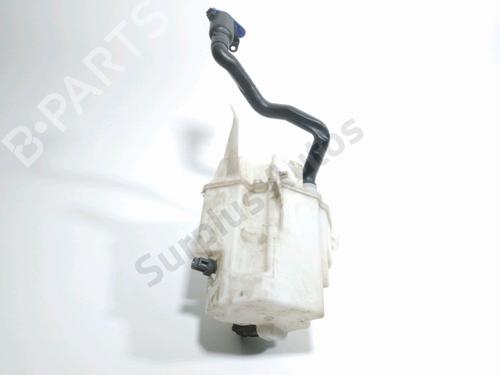Used Windscreen washer tank VOLVO V70 III (135) D3 (136 hp) 30087468