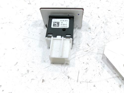 Warning switch SKODA SUPERB II (3T4) 2.0 TDI | BP30989905I22 - Image 2