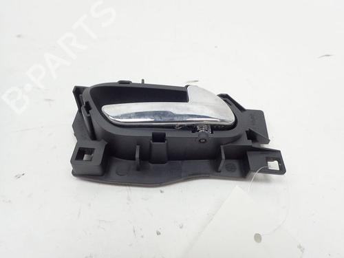 Used Front right interior door handle Front right interior door handle 37774772 37774772