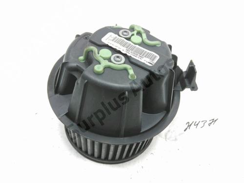 Moteur de chauffage DACIA SANDERO 1.4 MPI LPG (72 hp) 30986839