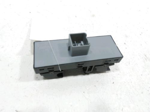 Left front window switch SKODA OCTAVIA II (1Z3) 2.0 TDI 16V | BP30998999I27 - Image 2