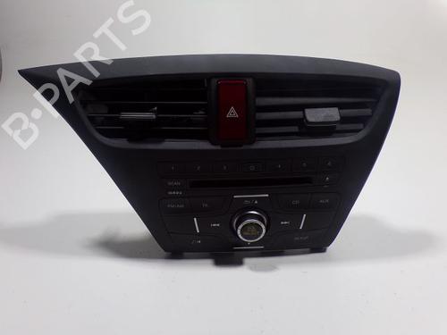 Used Radio Radio 37769796 37769796