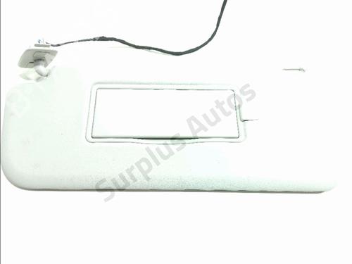 left-sun-visor-peugeot-rifter-2018-32488733 main image