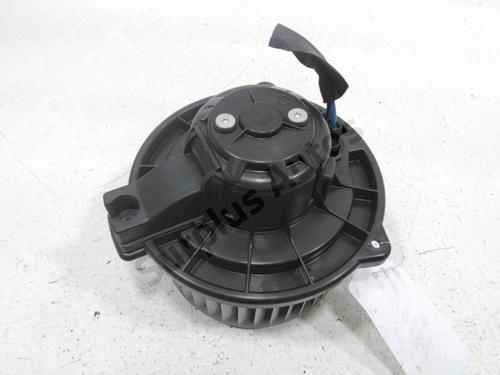 Used Heater blower motor TOYOTA COROLLA Verso (ZER_, ZZE12_, R1_) 2.2 D-4D (AUR10_, AUR10R) (136 hp) 30986852