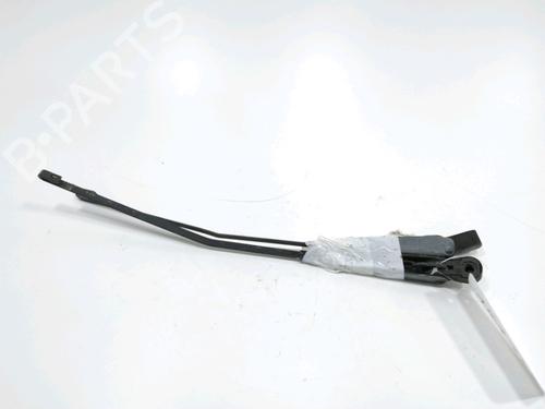 Used Front windshield wiper arm PEUGEOT 309 II (3C, 3A) [1989-1993]  31007500