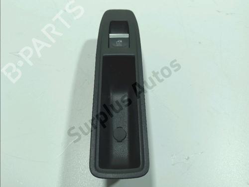 Used Right rear window switch Right rear window switch RENAULT SYMBIOZ 1.6 E-Tech 145 (143 hp) 36314768 36314768