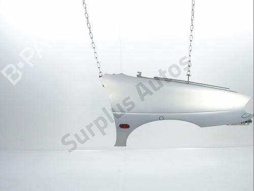 Used Right front fenders RENAULT MEGANE I (BA0/1_) 1.4 16V (BA0D, BA1H, BA0W, BA10) (95 hp) 28235773