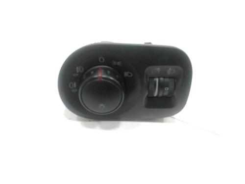 Used Headlight switch SEAT ALTEA (5P1) 1.9 TDI (105 hp) 30990362
