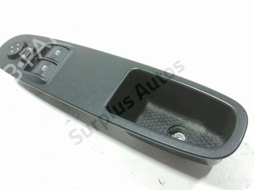 Left front window switch FIAT PUNTO (199_) 1.2 (199AXZ1A, 199BXZ1A) | BP39260359I27 - Image 3