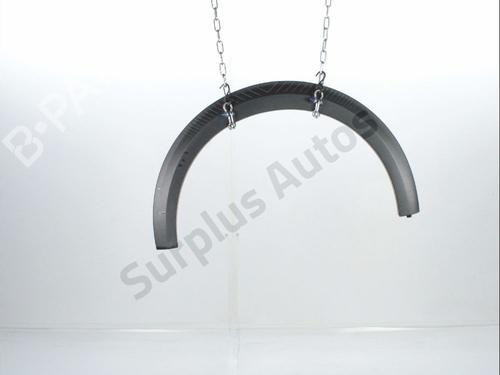 Aba guarda lamas frente esquerda Aba guarda lamas frente esquerda CITROËN C3 IV (CC_, CB_) 1.2 PureTech 100 (CCHPV4) (101 hp) 33733574 33733574