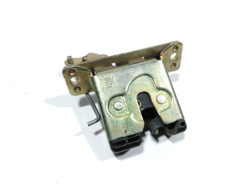 Używane Zamek klapy tylnej / bagażnika OPEL CORSA C (X01) 1.7 DI (F08, F68) (65 hp) 28260589
