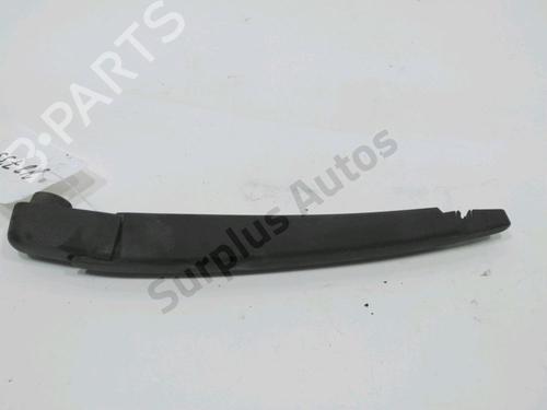 Used Rear windshield wiper arm Rear windshield wiper arm 31007382 31007382