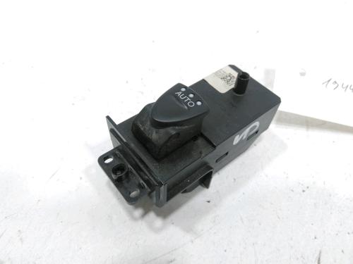 Used Right front window switch Right front window switch 31080278 31080278