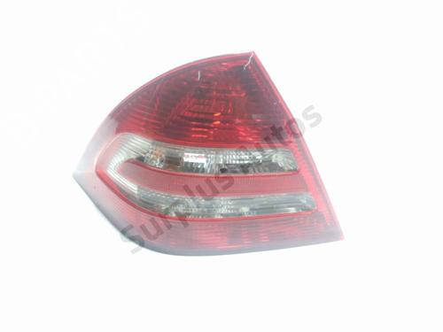 Used Left taillight MERCEDES-BENZ C-CLASS (W203) C 220 CDI (203.008) (150 hp) 28270018